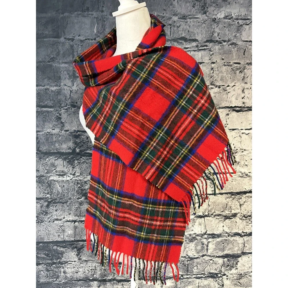 The Scotch House Johnstons Lambswool Tartan Scarf Red Plaid Made Scotland Fringe